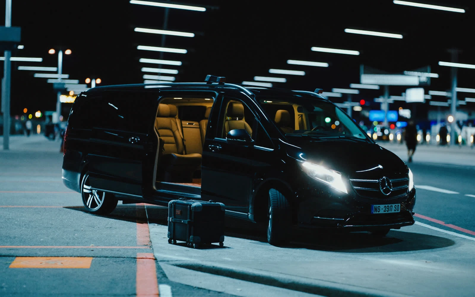 Airport Transfers, NO1 Concierge chauffeur service.